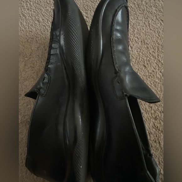 Men’s PRADA LOAFERS - Picture 3 of 7